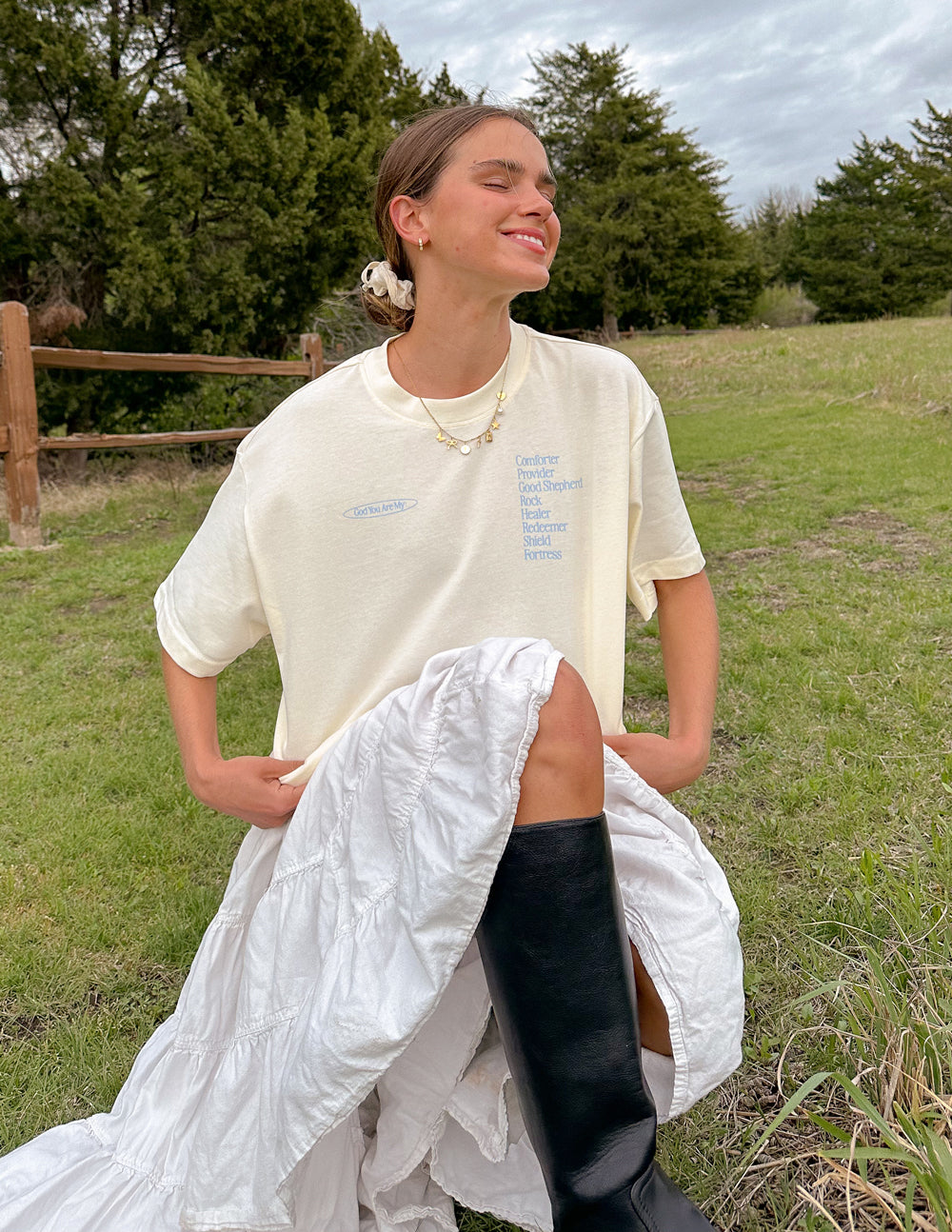 Elevated Faith God Is My Everything Unisex Tee - Warm Vanilla