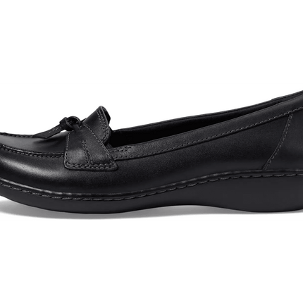 Clarks Women’s Ashland Bubble Loafers Black7.54