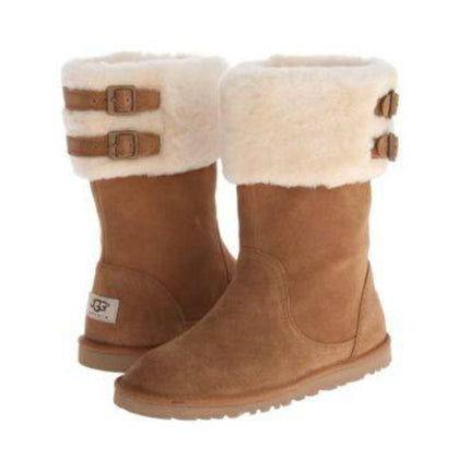 UGG Aleyah Youth Boot - Chestnut | Size 6 Youth / 7.5 Women61
